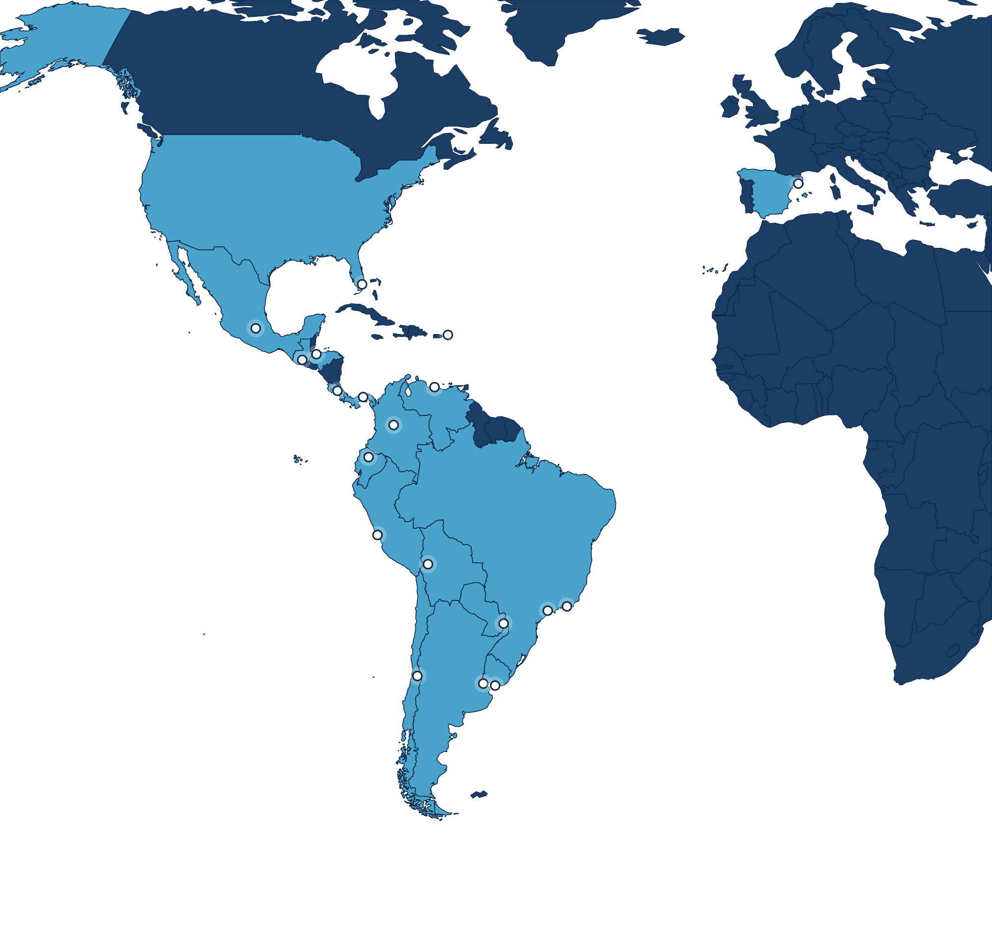 Mapa das Américas e da Europa com os 18 países de atuação da True CPA Group destacados em azul